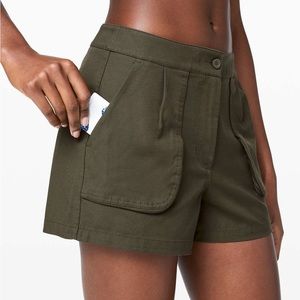 NWT Lululemon This Instant Short in Dark Olive
